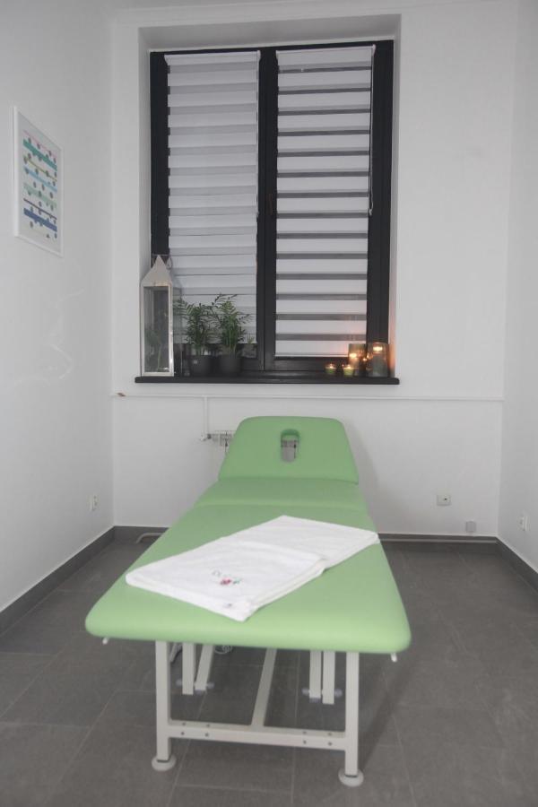 Restauracja Noclegi Ruczaj โนวือตาร์ก ภายนอก รูปภาพ